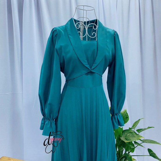 Pleated Jasmine Pleated Jasmine
